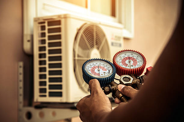 Professional Hvac technician working in North Reading, MA